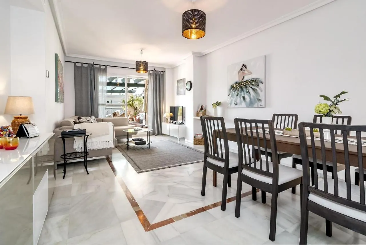 Lcr4- Large 3 Bed Apt Close To Beaches Marbella 0*,